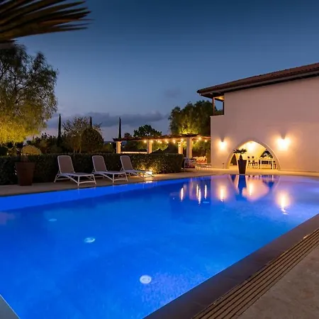 Villa Delphin 375 Fantastic Villa With Amazing Outside Space And 13X5M Private Pool, Aphrodite Hills * קוקליה