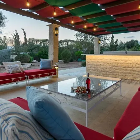 Delphin 375 Fantastic With Amazing Outside Space, Aphrodite Hills * Kouklia