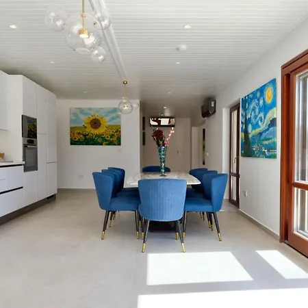 Delphin 375 Fantastic With Amazing Outside Space, Aphrodite Hills Villa *