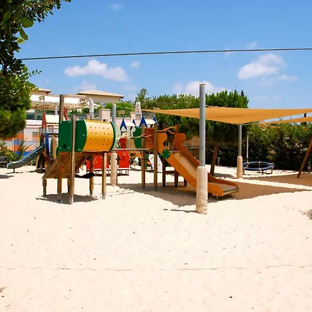 וילה Villa Delphin 375 Fantastic Villa With Amazing Outside Space And 13X5M Private Pool, Aphrodite Hills *