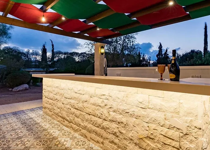 Villa Delphin 375 Fantastic With Amazing Outside Space And 13x5m Private Pool, Aphrodite Hills Kouklia