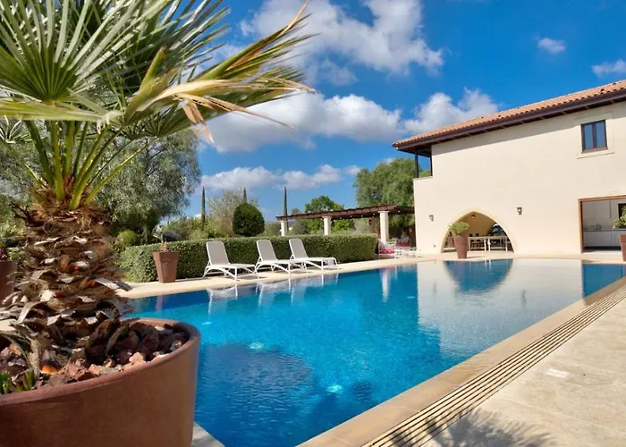 Villa Delphin 375 Fantastic With Amazing Outside Space And 13x5m Private Pool, Aphrodite Hills *