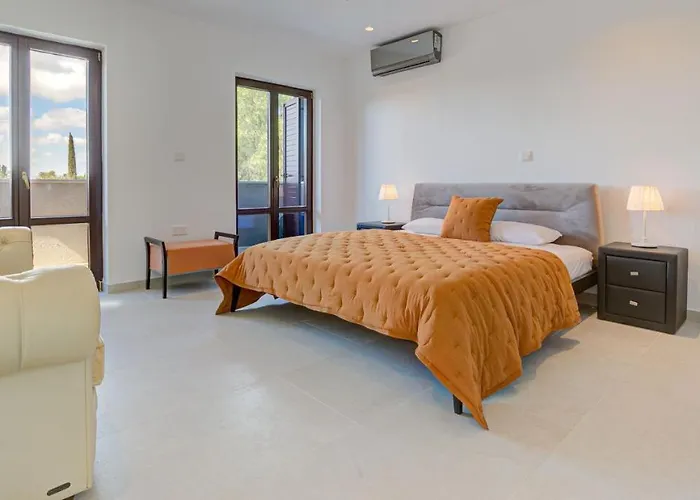 Villa Delphin 375 Fantastic With Amazing Outside Space And 13x5m Private Pool, Aphrodite Hills *