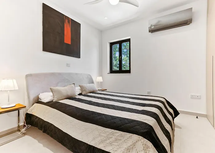 Villa Delphin 375 Fantastic With Amazing Outside Space And 13x5m Private Pool, Aphrodite Hills